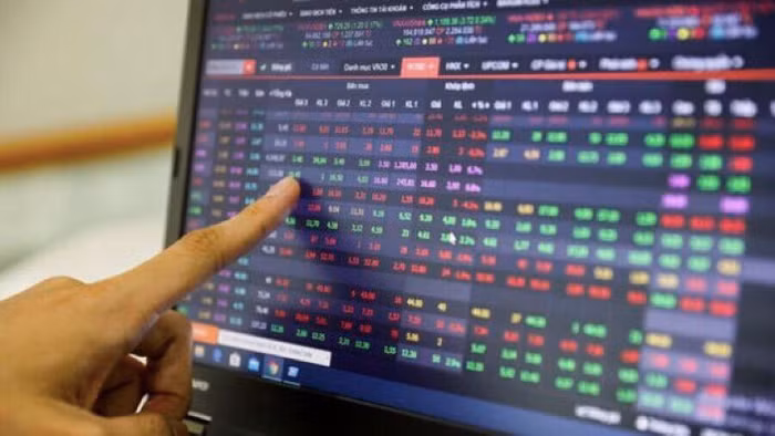 Ủy ban Chứng khoán "lại" hứa khắc phục nghẽn lệnh sàn HoSE trong tháng 7