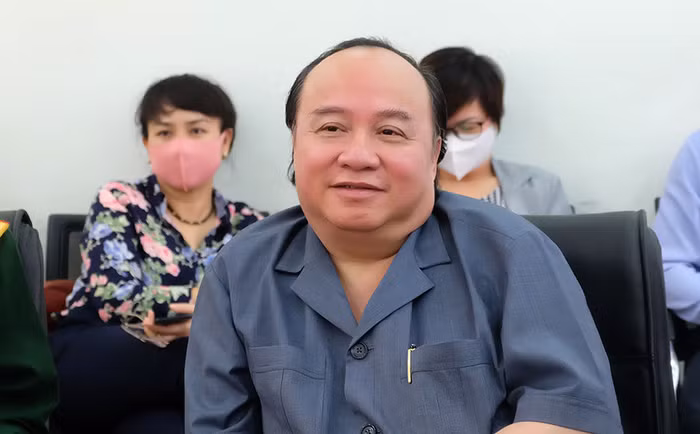 TS. Nguyễn Hồng Sơn – Phó Chủ tịch Phòng Thương mại và Công nghiệp Việt Nam (VCCI), Chủ tịch HBA