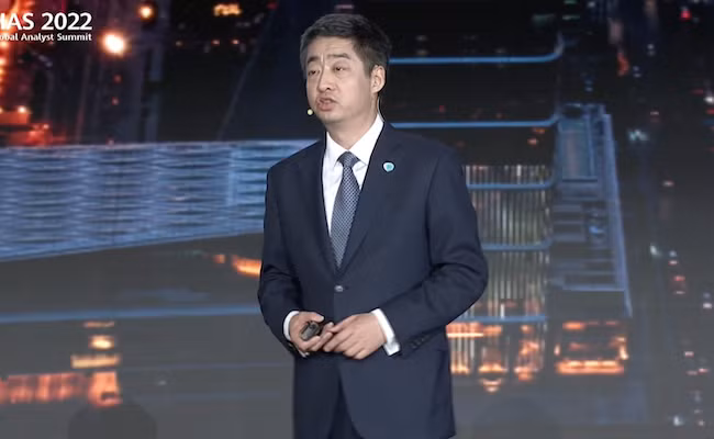 Chủ tịch luân phiên của Huawei, Ken Hu