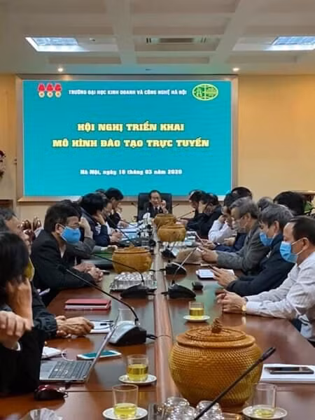 Hội nghị triển khai mô hình đào tạo trực tuyến