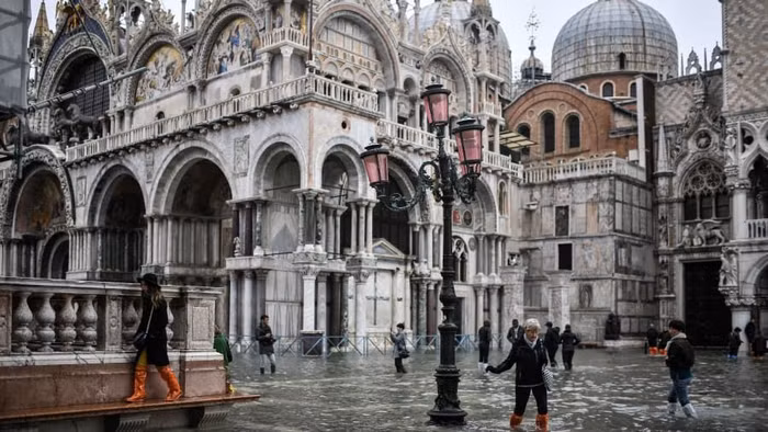 Biến đổi khí hậu đang tàn phá thành phố lãng mạn nhất châu Âu