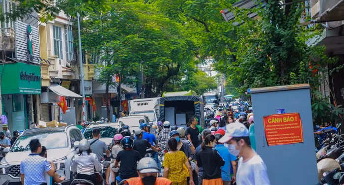 xep_hang_mua_banh_trung_thu5