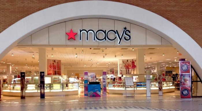 Ông lớn Macy's gây tranh cãi khi thưởng 9 triệu USD cho lãnh đạo đồng thời sa thải gần 4.000 nhân viên