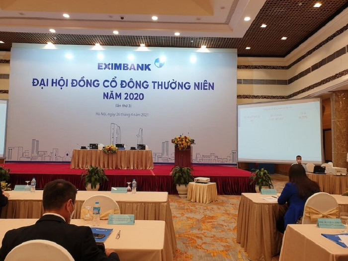 Eximbank: Tìm đâu "phao cứu sinh"?