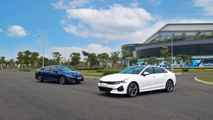 giá xe Kia tháng 5