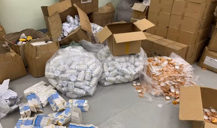 Thực phẩm chức năng giả được lực lượng chức năng phát hiện tại Công ty cổ phần Công nghệ cao EUPHA