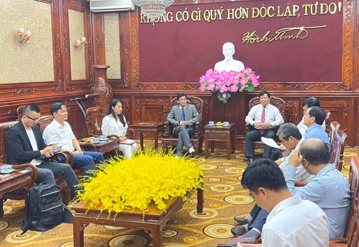 Toàn cảnh buổi làm việc giữa Tập đoàn CBD ROBOTICS và tỉnh Bình Phước.