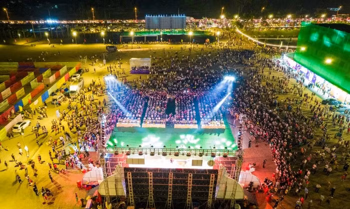 Lễ hội Kỳ Hoa 2022 thu hút lượng lớn du khách đổ về Lạng Sơn trong dịp 30/4 năm nay