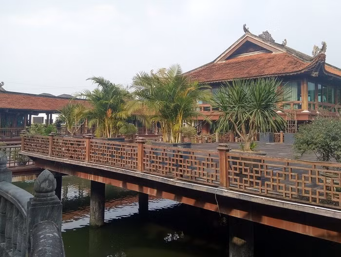 Nhà hàng Lộc Vừng bên trong Dự án khu du lịch sinh thái Đông Anh