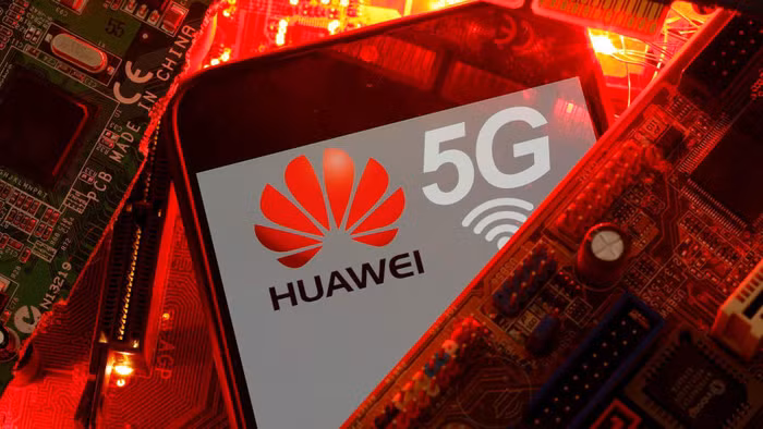 Các nhà lập pháp Vương quốc Anh cáo buộc Huawei “thông đồng” với Bắc Kinh