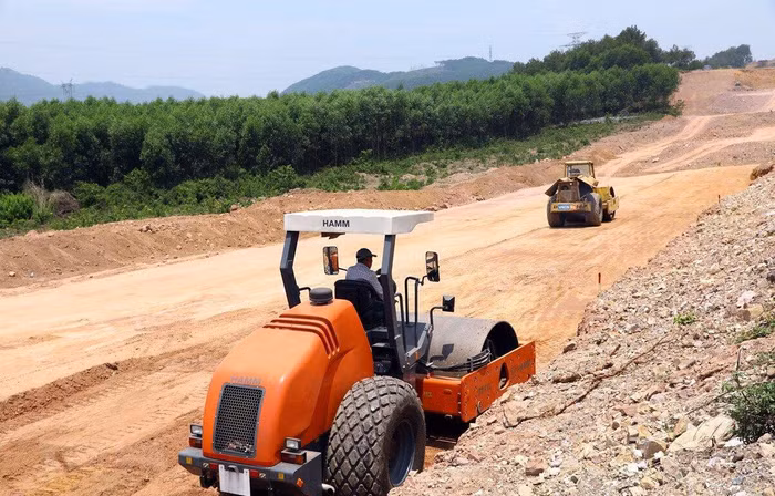 Gói thầu xây lắp cao tốc Bắc – Nam hơn 1.100 tỷ đồng về tay liên danh Vinaconex – Xây dựng Miền Trung
