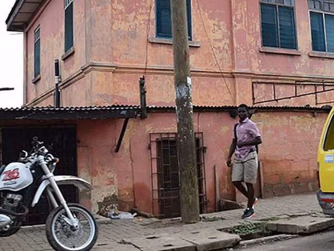 Ghana triệt phá Đại sứ quán Mỹ giả mạo