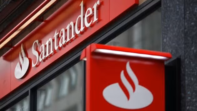 Một ngân hàng vô tình gửi nhầm 176 triệu USD cho các tài khoản khác nhau trong dịp lễ Giáng sinh