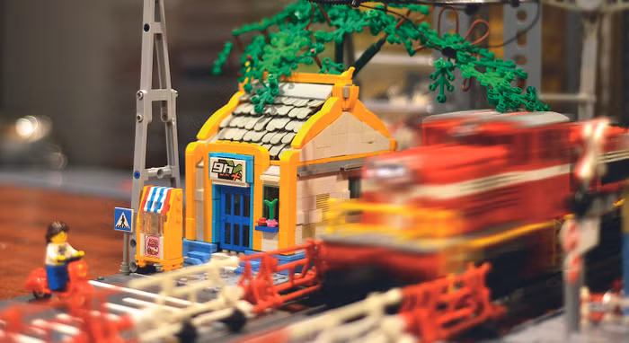 Tái hiện khung cảnh đường phố Việt Nam bằng Lego ảnh 1