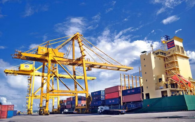 Trong bối cảnh đại dịch hoạt động xuất nhập khẩu trong những tháng đầu năm 2021 vẫn đạt được những kết quả tích cực