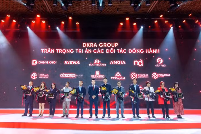 DKRA Group đặt mục tiêu đến năm 2030 sẽ mở rộng với quy mô khoảng 4.500 nhân sự, hợp tác với nhiều đối tác chiến lược để chinh phục mốc doanh thu 20.000 tỷ đồng