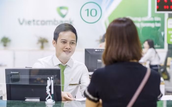 Tháng 7/2023, Vietcombank tiếp tục giảm lãi suất huy động khoảng 0,5 điểm phần trăm