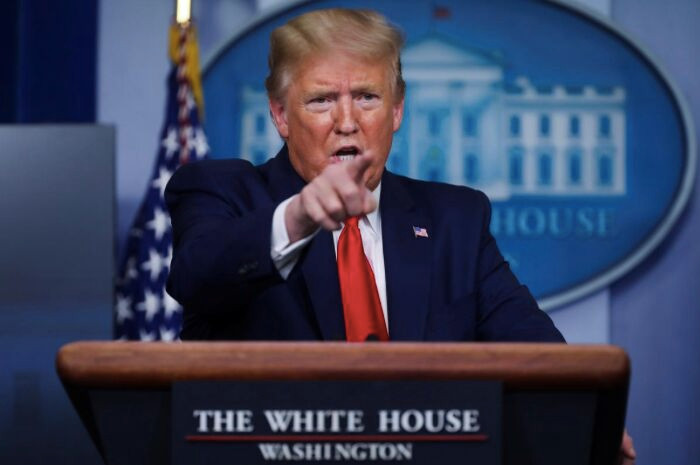 TT Trump sẽ đình chỉ tất cả hồ sơ nhập cư vào Hoa Kỳ vì Covid-19