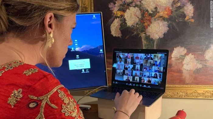 Chuyện “thời Cô Vít”: Khi các cặp đôi tổ chức đám cưới… qua livestream ảnh 1 Chuyện “thời Cô Vít”: Khi các cặp đôi tổ chức đám cưới… qua livestream ảnh 1