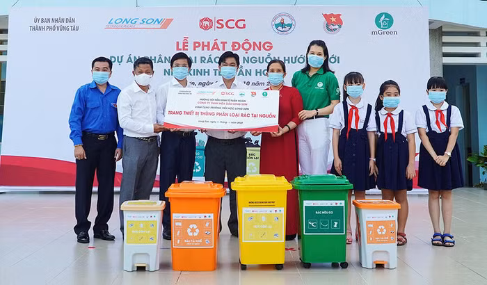Tiếp nối thành công của năm trước, tập đoàn SCG và Công ty Hoá dầu Long Sơn tiếp tục với dự án “Rác không thải" để đưa nền kinh tế tuần hoàn đến gần hơn với thế hệ trẻ Việt