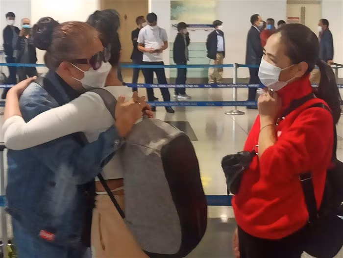 Toàn bộ công dân Việt Nam và thành viên gia đình tại Ukraine sẽ được đưa về Việt Nam/