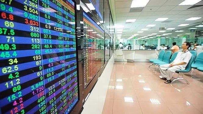 Chỉ có 81 công ty chứng khoán hoạt động hợp lệ