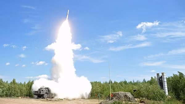 Phóng thử nghiệm hệ thống tên lửa phòng không - phòng thủ vũ trụ S-500