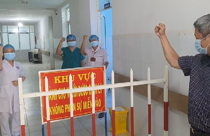 5 người trở về từ Ukraina mắc COVID-19, Việt Nam có 1.059 bệnh nhân