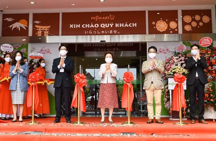 Khai trương siêu thị FUJIMART thứ 3 tại Hà Nội
