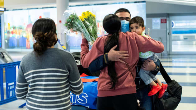Hoa Kỳ chấm dứt lệnh cấm du lịch, mở cửa cho khách du lịch đã tiêm phòng ảnh 1 Hoa Kỳ chấm dứt lệnh cấm du lịch, mở cửa cho khách du lịch đã tiêm phòng ảnh 1