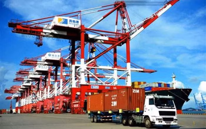 Cán cân thương mại thặng dư hơn 12 tỷ USD sau 6 tháng đầu năm 2023