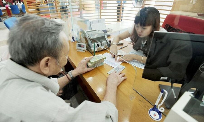 Khi tín dụng ngân hàng lãi cao như tín dụng đen: Sai từ luật thì phải sửa ảnh 1 Khi tín dụng ngân hàng lãi cao như tín dụng đen: Sai từ luật thì phải sửa ảnh 1