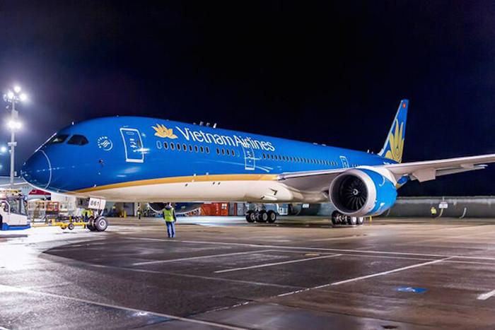 Chim va hỏng động cơ máy bay xịn nhất của Vietnam Airlines