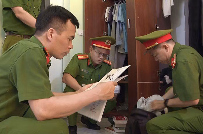 Công an tỉnh Bắc Giang ban hành quyết định khởi tố vụ án sản xuất và buôn bán hàng giả