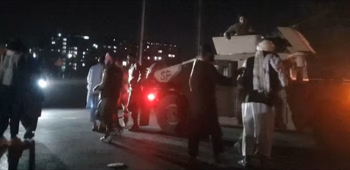 Taliban kiểm soát hoàn toàn Kabul, thay đổi tuyên bố quản lý Afghanistan cực đoan hơn theo giờ ảnh 2