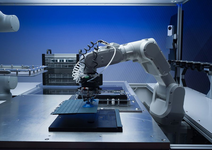 Dell Technologies ra mắt Concept Luna - Laptop tháo lắp không cần dùng ốc