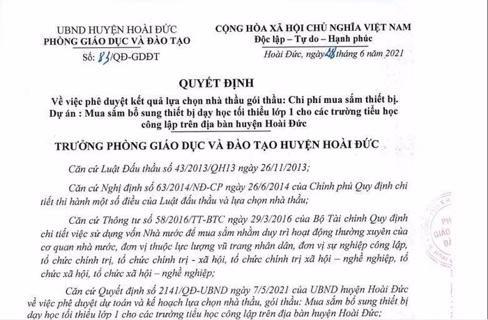 Quyết định phê duyệt số 83/QĐ-GDĐT ngày 28/6/2021 Trưởng Phòng GD&amp;ĐT huyện Hoài Đức Vương Văn Lâm ký được cho là đã phê duyệt nhiều sản phẩm cao hơn giá thị trường nhiều lần