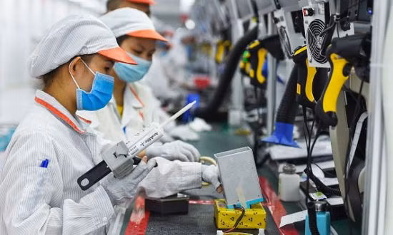 Tổng trị giá xuất nhập khẩu của doanh nghiệp FDI giảm 13,2% trong quý 1/2023