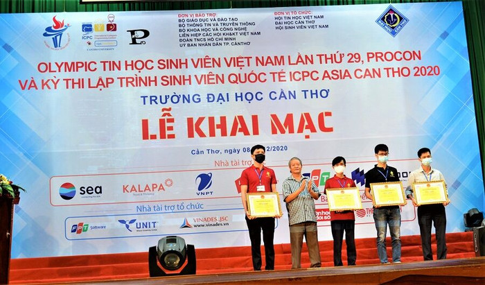 Tổng kết trao giải Kỳ thi OLP'20 - PROCON và ICPC Asia Can Tho