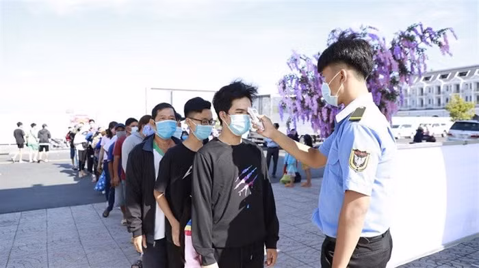 Ban tổ chức hội chợ thực hiện nghiêm túc các biện pháp phòng chống dịch Covid-19