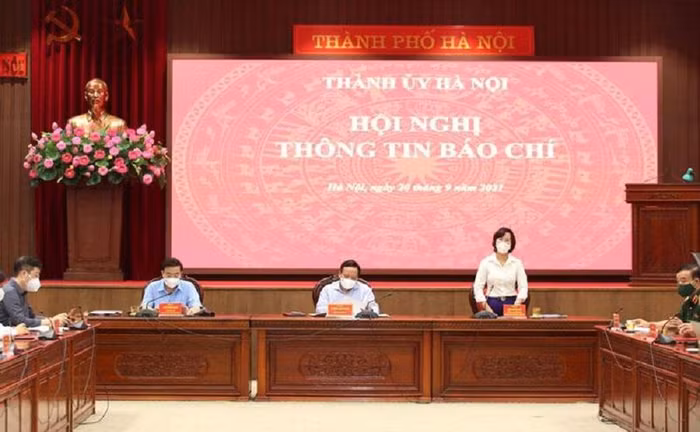 Hà Nội không áp dụng giấy đi đường sau 6h ngày 21/9
