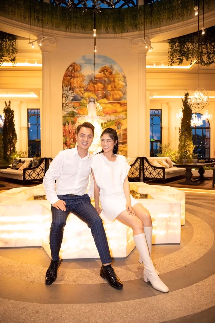 Đăng Khôi – Thủy Anh trải nghiệm không gian sống tương lai tại Aqua City