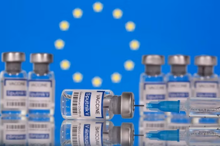 EU xem xét việc nhập khẩu vắc xin Sputnik V của Nga