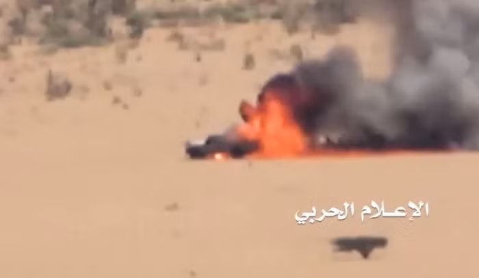 Quân Houthi tiếp tục màn "săn" cơ giới đáng sợ trên đất Ả rập Xê út