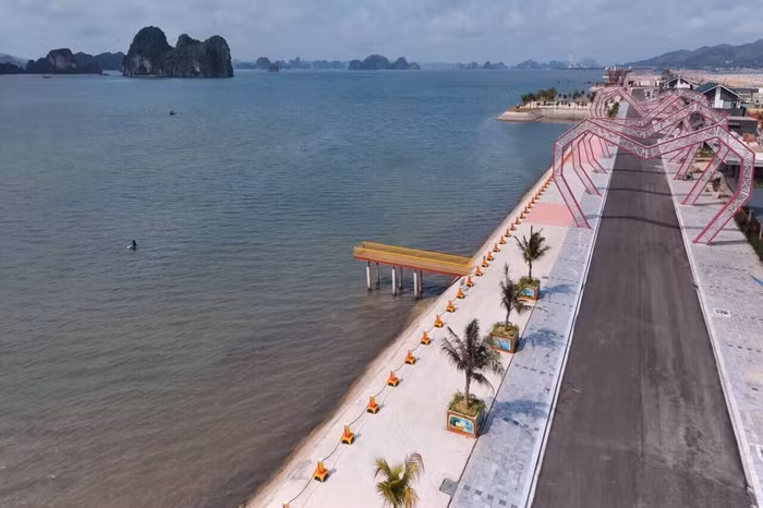 "Tranh thủ" chính quyền lo chống dịch Covid-19, Cty Phương Đông san lấp trái phép tới 16.000 m2