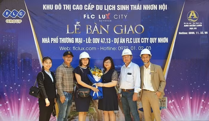 Lễ bàn giao nhà phố thương mại dự án FLC Lux City Quy Nhơn cho những khách hàng đầu tiên