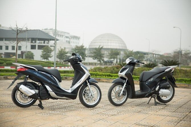 Xe tay ga cao cấp: Cuộc đua song mã giữa Honda và Piaggio