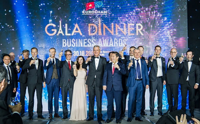 Mặc cho thương mại quốc tế rơi vào khủng hoảng, các doanh nghiệp châu Âu vẫn đầu tư lâu dài vào Việt Nam ảnh 1