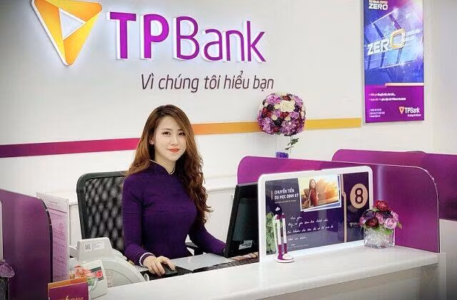 Cổ phiếu TPB lập đỉnh, con gái Phó Chủ tịch TPBank đăng ký mua 1 triệu cp