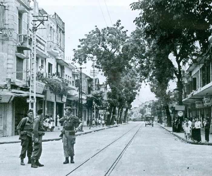 Sống lại khoảnh khắc hào hùng ngày giải phóng thủ đô 10-10-1954 ảnh 7